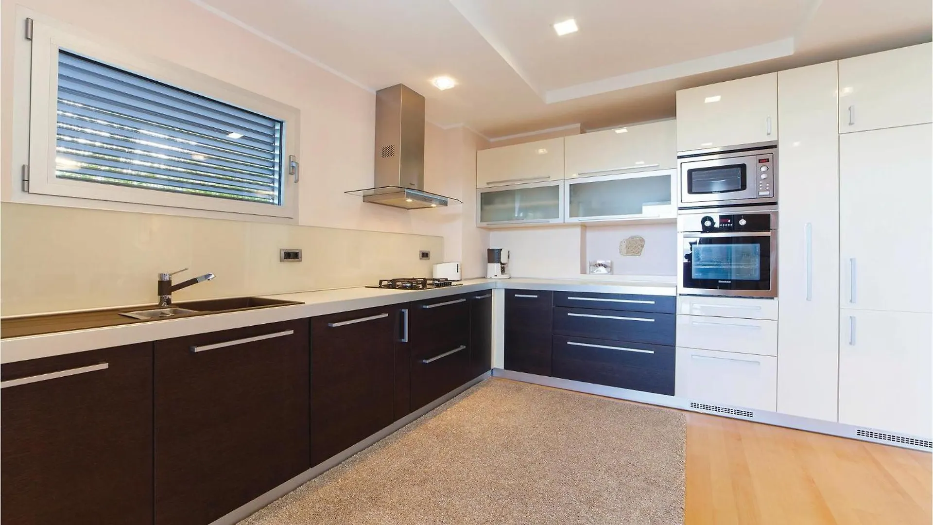 2 Bedroom Nice Apartment In Crikvenica 0*,  Croazia