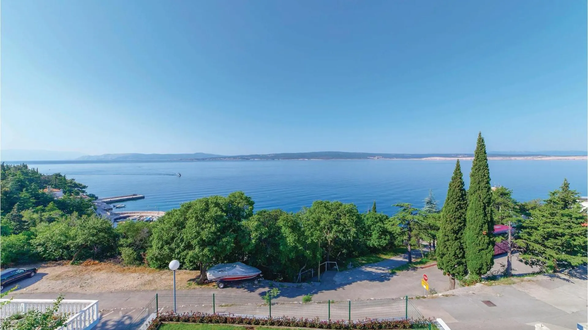 2 Bedroom Nice Apartment In Crikvenica Croazia