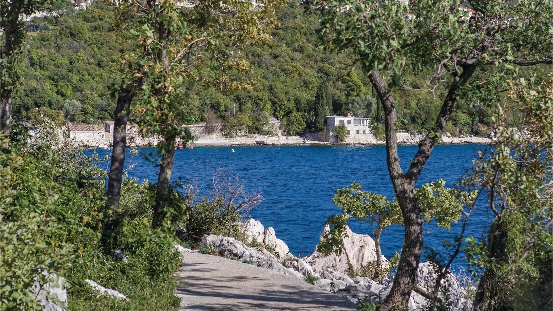 2 Bedroom Nice Apartment In Crikvenica